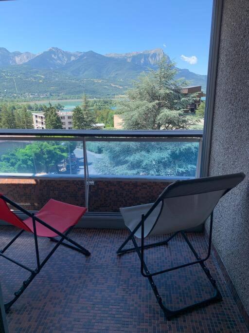 Appartement Au Plan D'Eau - Chez Laurence Embrun Eksteriør bilde